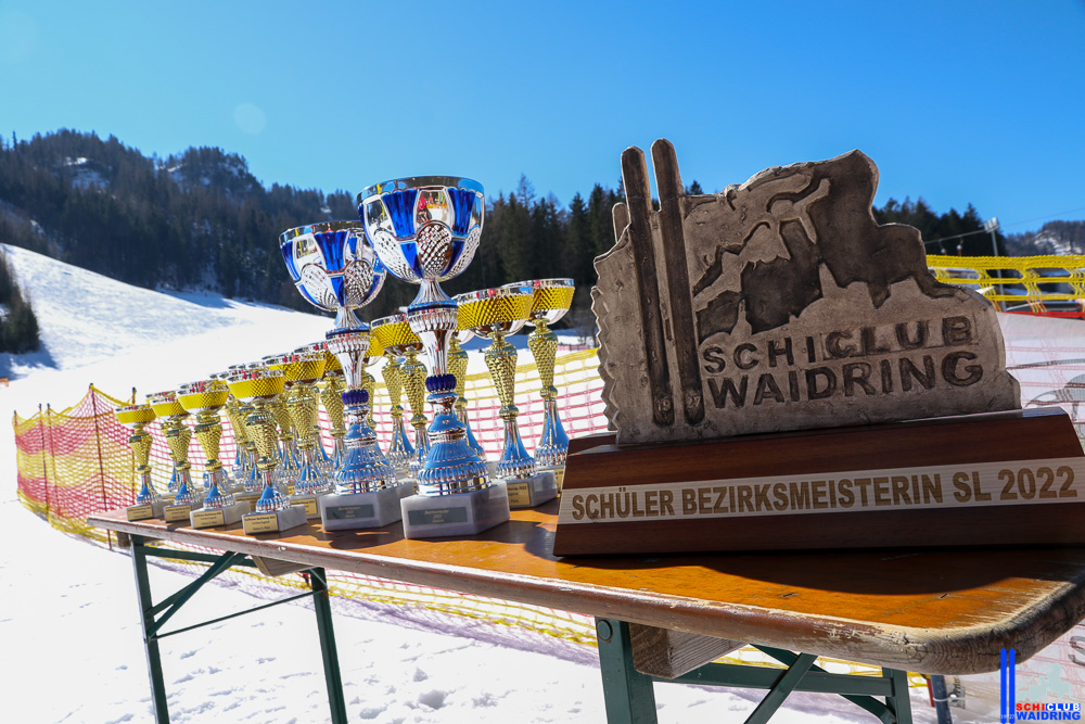 Schüler Bezirkscup & Bezirksmeisterschaft Slalom am Hausberg in Waidring - 12. März 2022